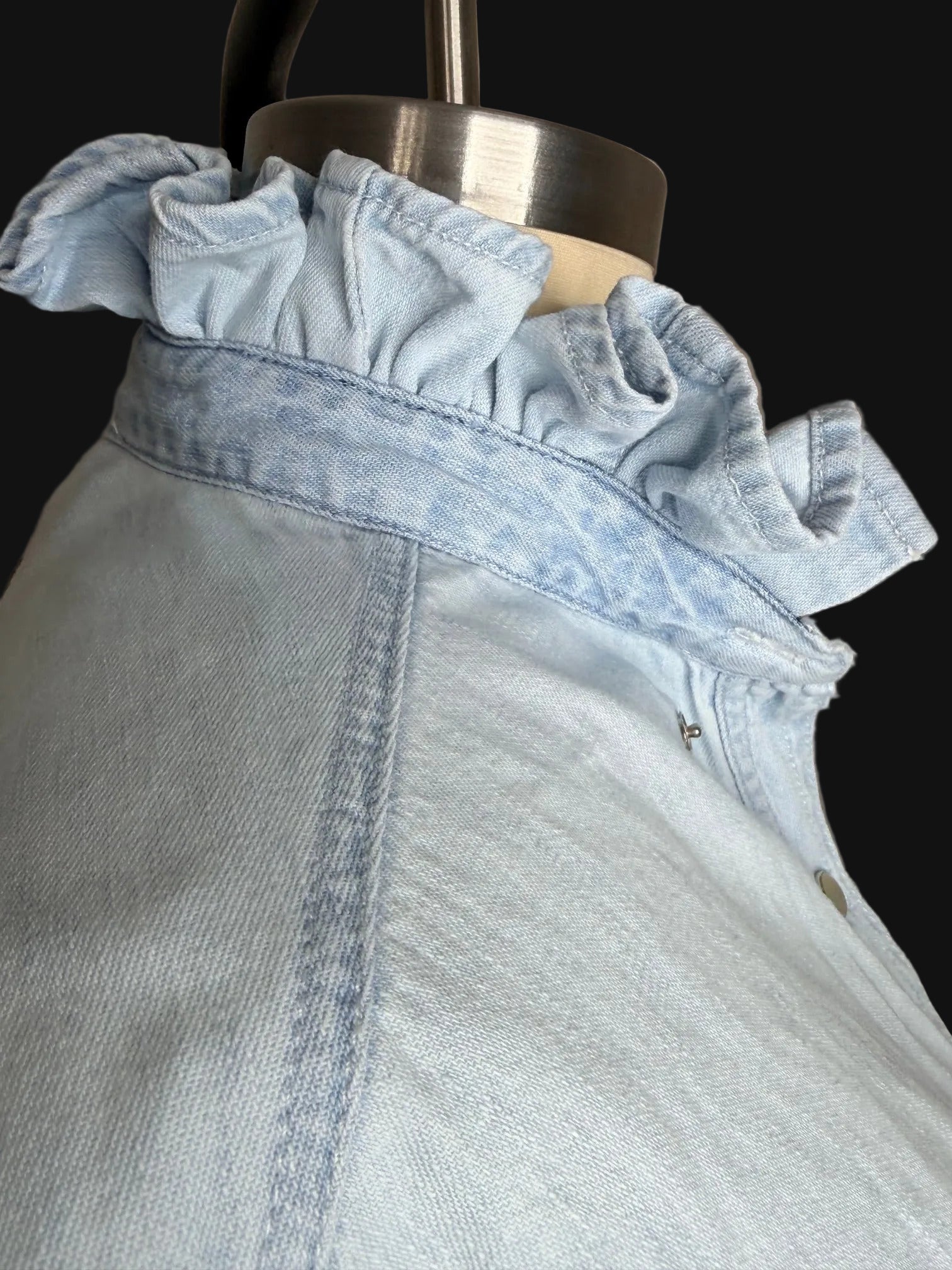 Betty S/M Denim w/ American flag patch
