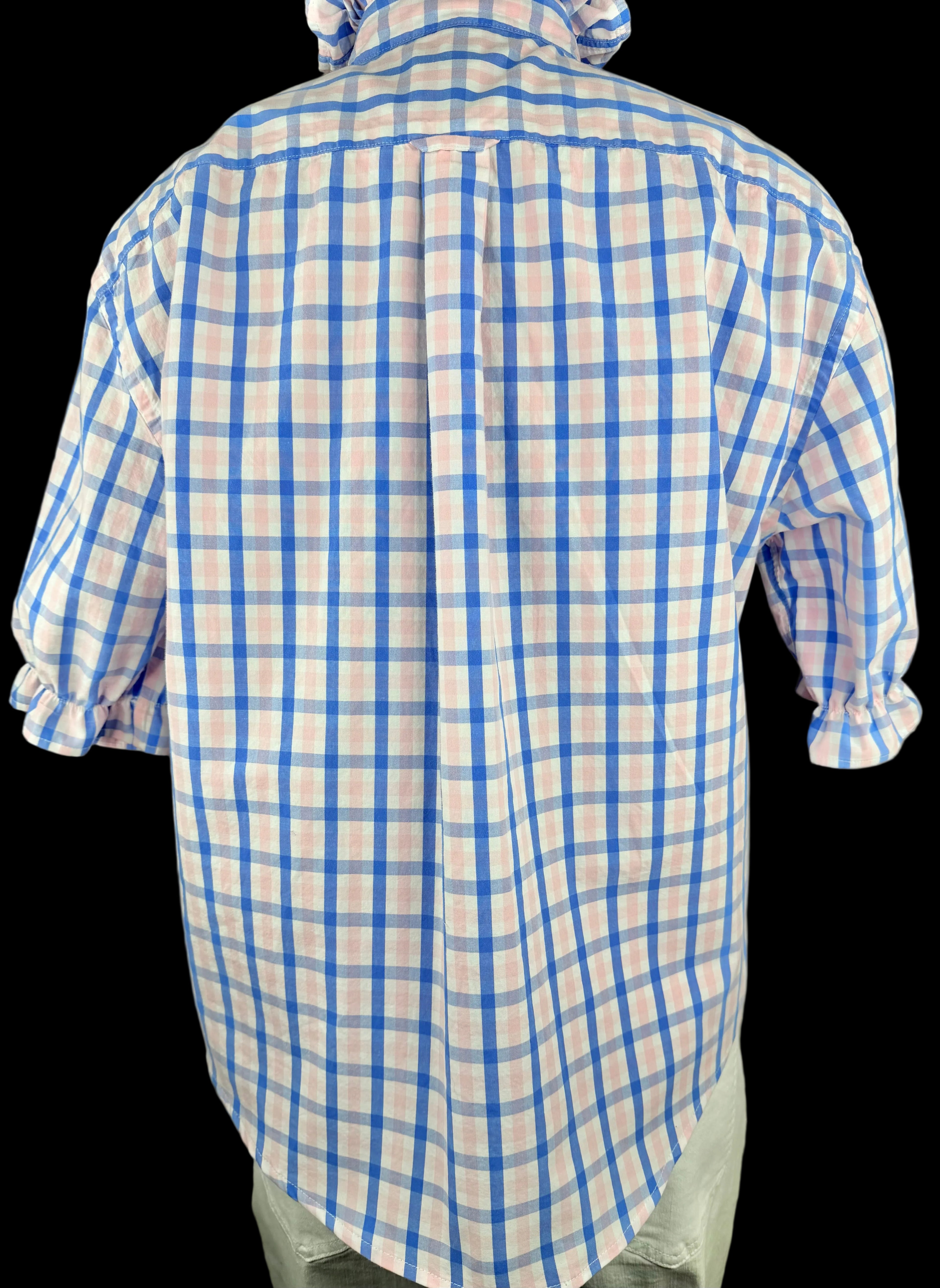 Callie- M/L short sleeve with peekaboo button