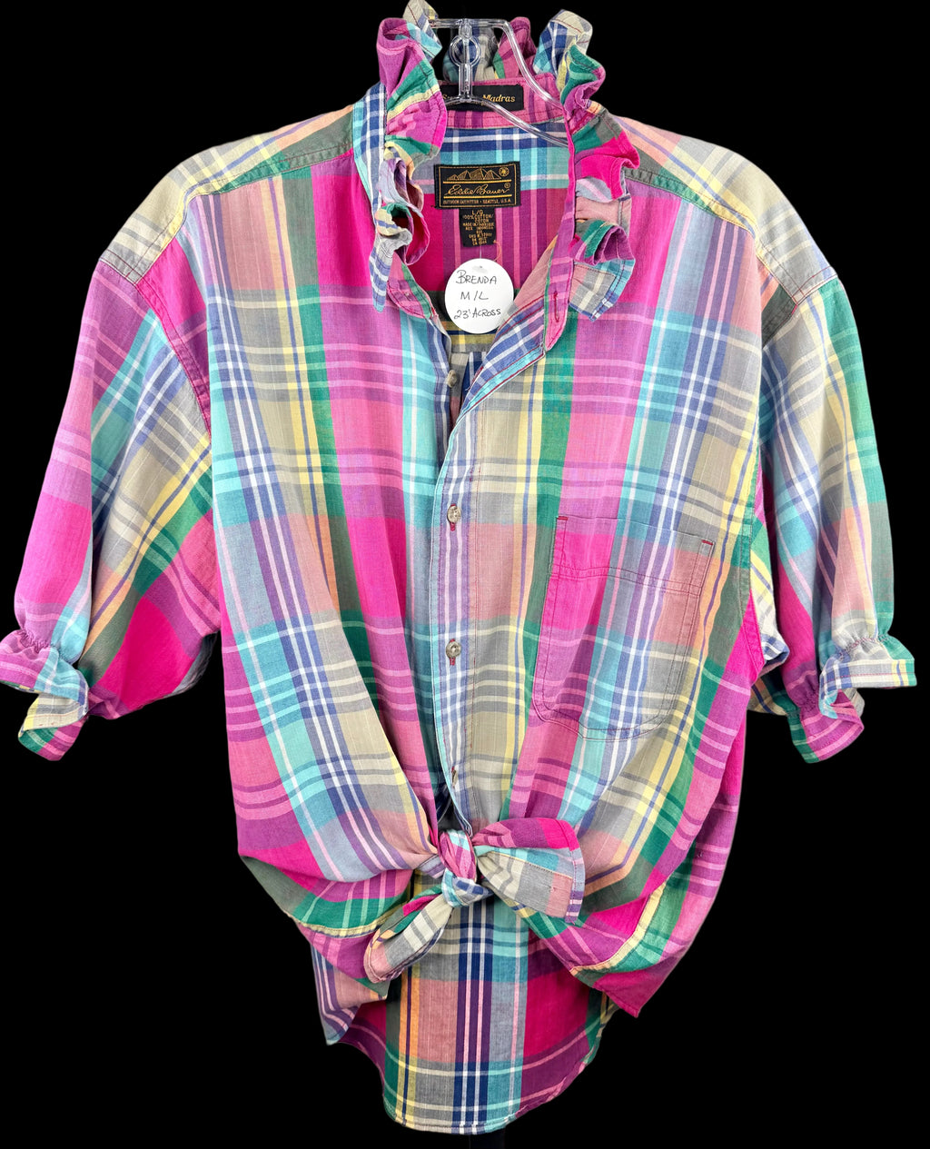 Brenda - M/L short sleeve (Peek-a-Boo button installed)